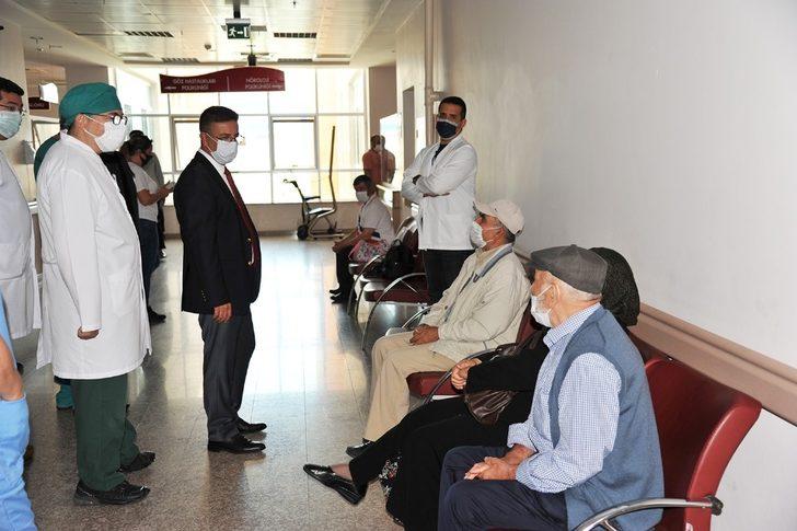 Rektör İlter Kuş, Üniversite Hastanesinde incelemelerde bulundu G2
