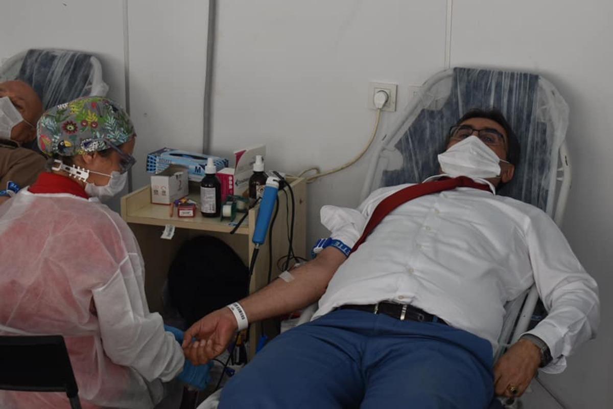 Başkan İnal&rsquo;dan kan bağışı