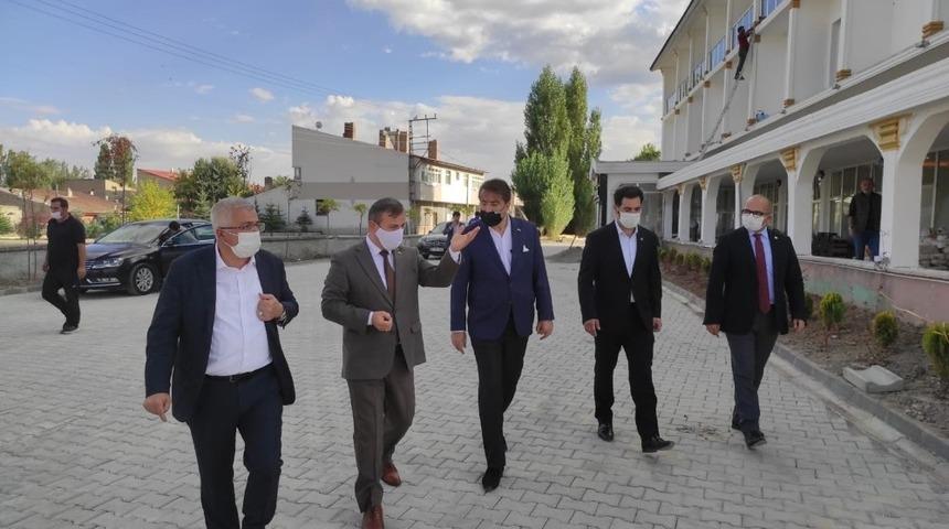 Milletvekili Aydemir, Pasinler&rsquo;de incelemelerde bulundu