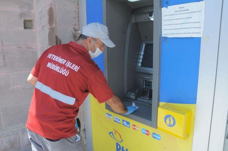 Kırşehir Belediyesi, artan vakalar sonrasında dezenfekte çalışmalarını artırdı G1