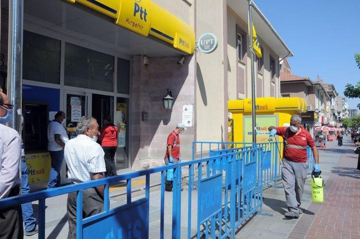 Kırşehir Belediyesi, artan vakalar sonrasında dezenfekte çalışmalarını artırdı G4