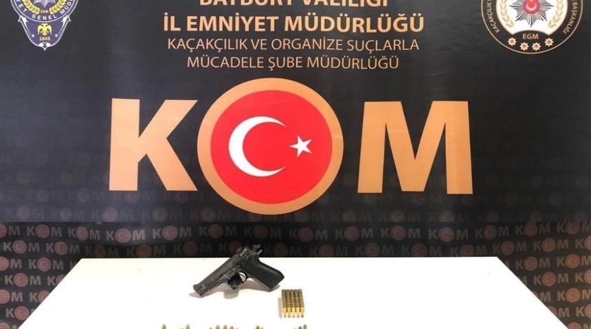 Bayburt’ta 1 adet tabanca ve 85 adet fişek ele geçirildi