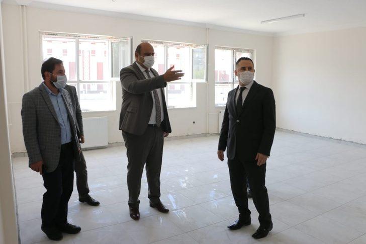 Minik öğrencilere Başkan Orhan sürprizi G2