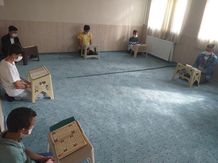 Bayburt’ta pandemi sürecinde 102 öğrenci hafız oldu G2