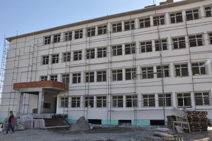 Cizre Kaymakamı Sinanoğlu okul inşaatında incelemelerde bulundu G4