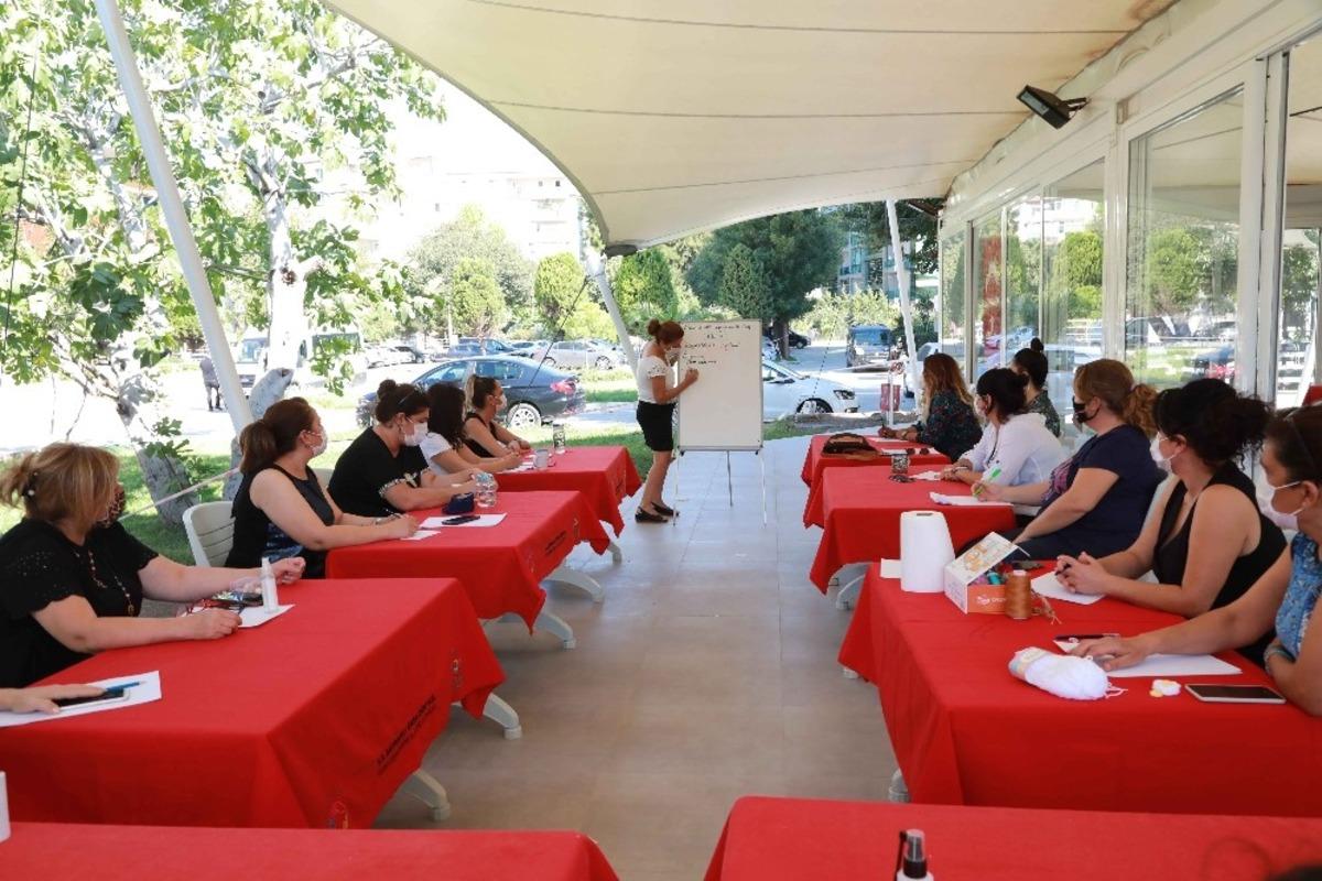 Bayraklı&rsquo;da kadınlar &rsquo;mutfak&rsquo; kuruyor