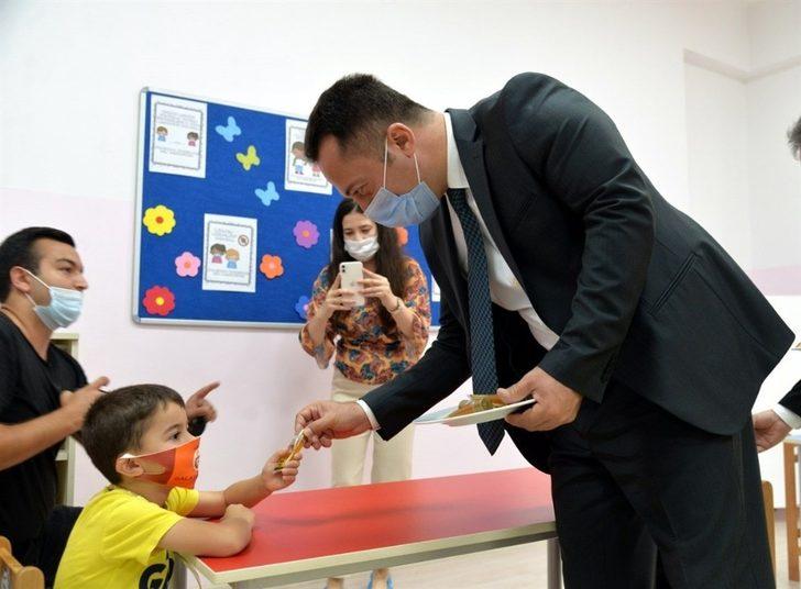 Vali Şentürk, yüz yüze eğitime başlayan okulları ziyaret etti G2