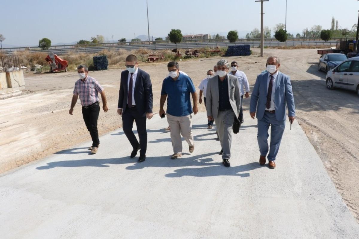 Kırkağa&ccedil;lı &uuml;retici talep etti, Manisa B&uuml;y&uuml;kşehir yerine getirdi