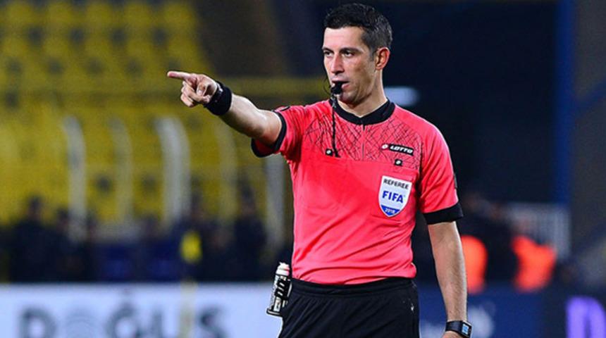 Galatasaray - Fenerbahçe derbisini Ali Palabıyık yönetecek