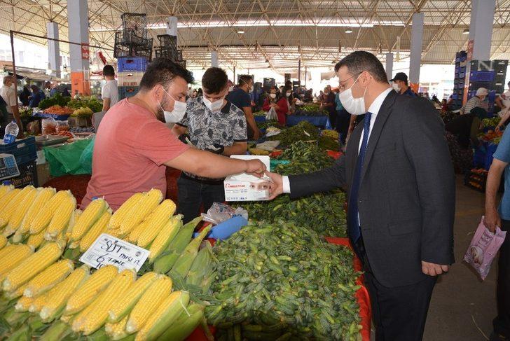 Korkuteli pazarında maske, mesafe, hijyen denetimi yapıldı G5