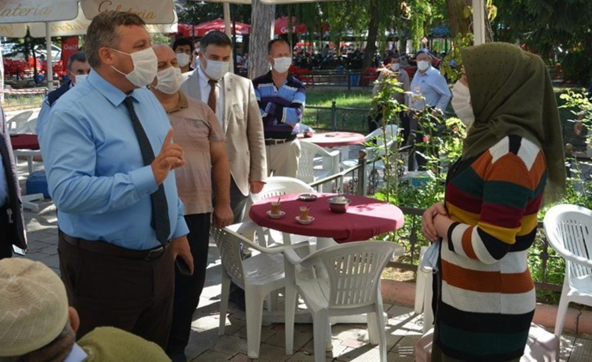 Kaymakam Kurnaz: "L&uuml;tfen fiziksel mesafeye uyalım"