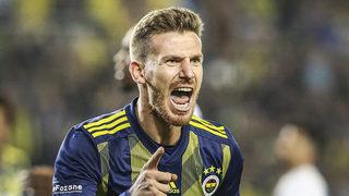 Fenerbahçe'de derbi öncesi ayrılık! Serdar Aziz, Emre Belözoğlu'nu çıldırttı!