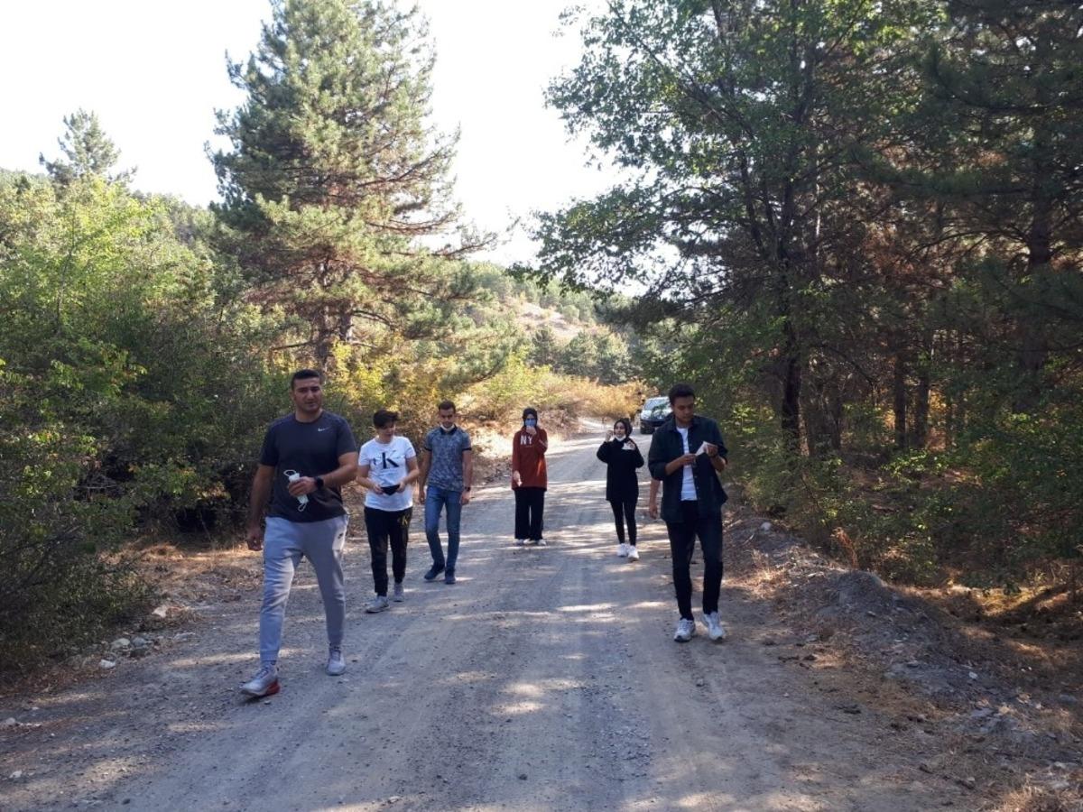 Tosya Gen&ccedil;lik Merkezi&rsquo;nden gen&ccedil;lere doğa y&uuml;r&uuml;y&uuml;ş&uuml; etkinliği