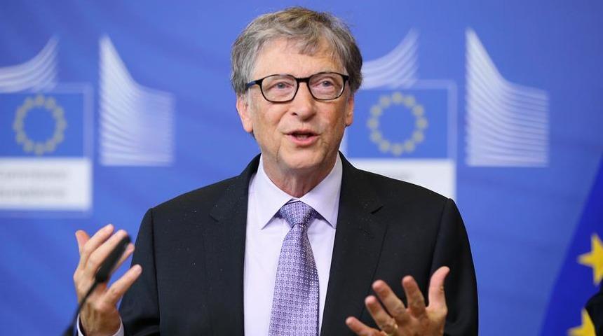 Bill Gates tarih verdi: Koronavirüs salgını ne zaman bitecek?