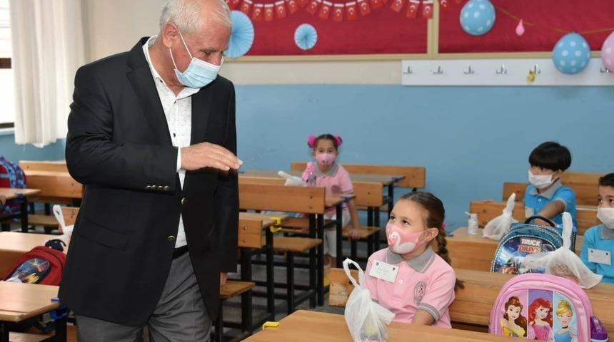 Başkan Tulup&rsquo;tan &ouml;ğrencilere helva takviyesi