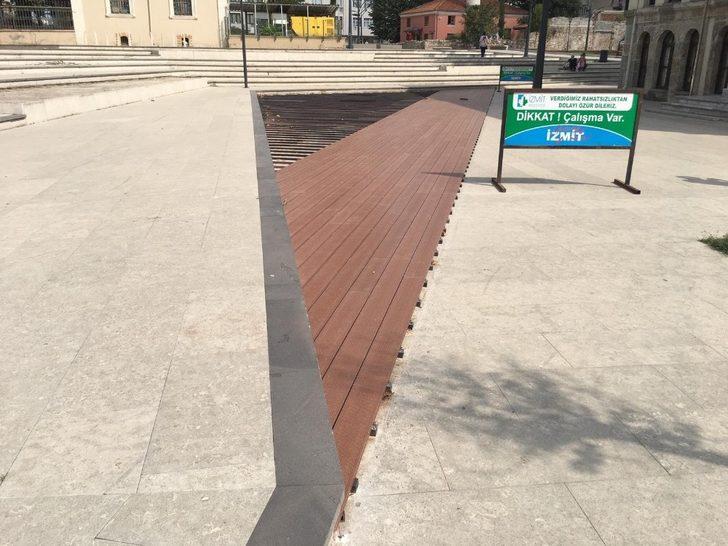 Kültür Tepesi’nin parkeleri yenilendi G3