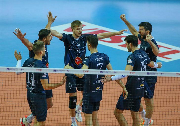 Voleybol: AXA Sigorta Efeler Ligi G4