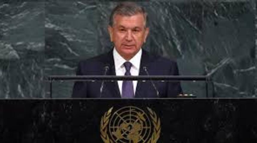 Özbekistan Cumhurbaşkanı Mirziyoyev BM Genel Kurulu'na ilk kez Özbekçe hitap etti