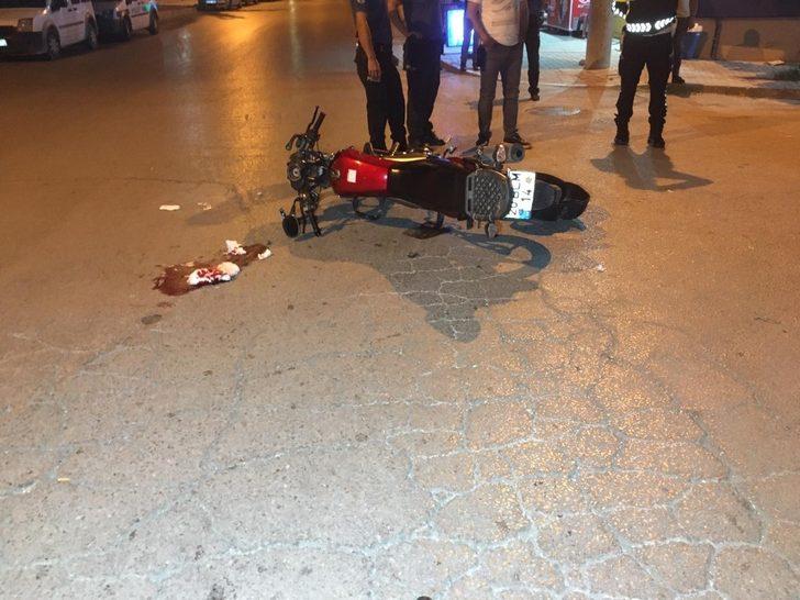 Kask takmayan motosiklet sürücüsü ölümden döndü G2