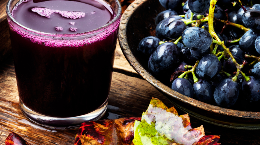 Üzüm suyu binlerce yıldır şifa veriyor! Ev yapımı üzüm suyu bakın nasıl yapılıyor