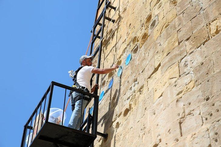 Bayburt Kalesi çinilerine kavuşuyor G5