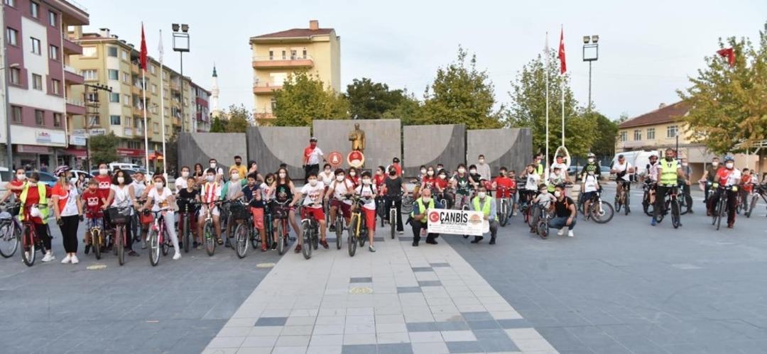 &Ccedil;an&rsquo;ın kurtuluşunun 98. yıld&ouml;n&uuml;m&uuml; etkinliklerle kutlandı