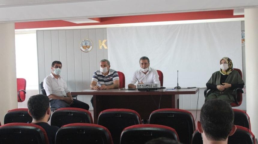 Kahta Belediyesi yapı denetim firmaları ile bir araya geldi