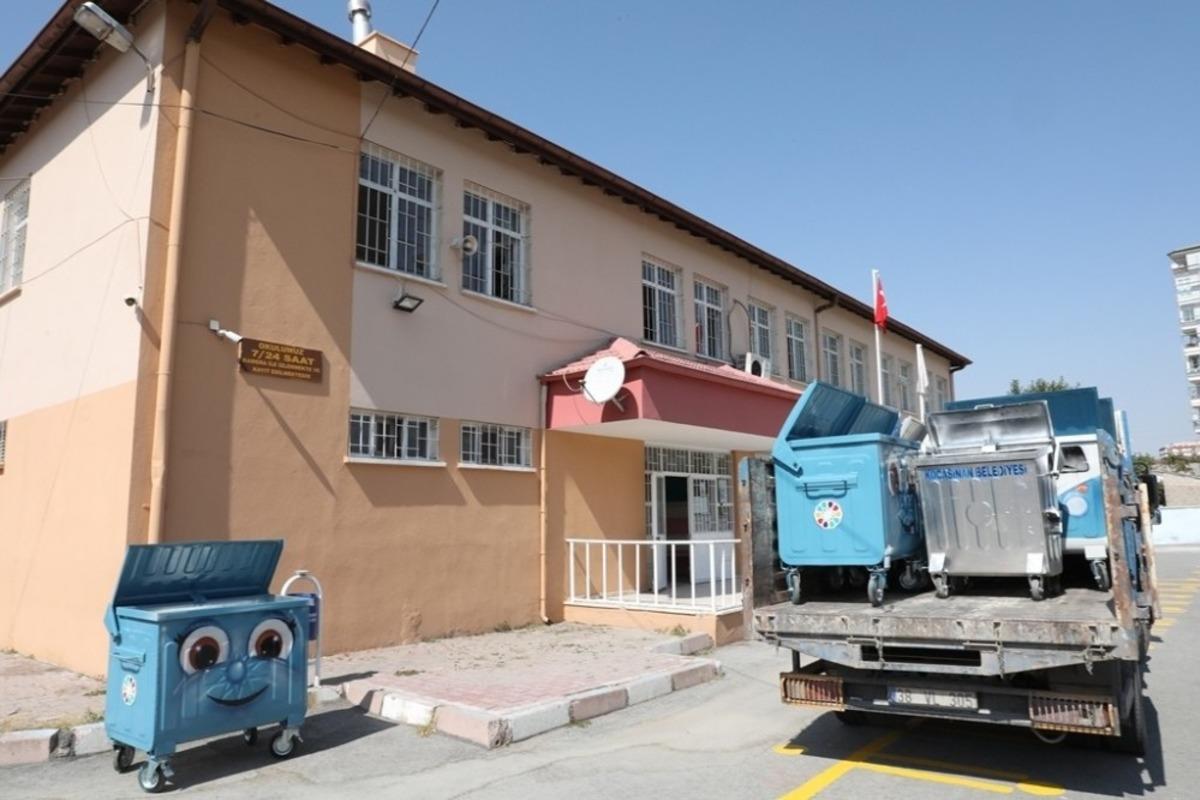 Kocasinan&rsquo;ın &ccedil;&ouml;p konteynerlerine estetik dokunuşlar