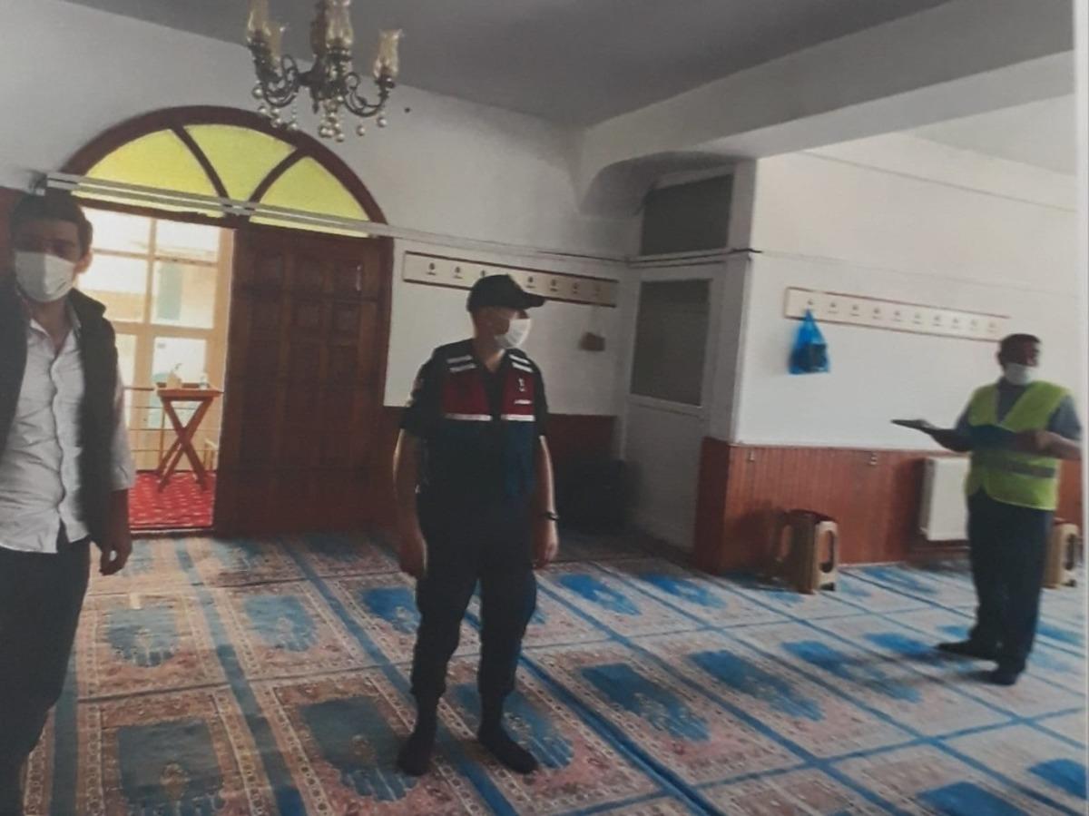 Afyonkarahisar&rsquo;da jandarmadan Korona s&uuml;recinde milyonluk ceza!