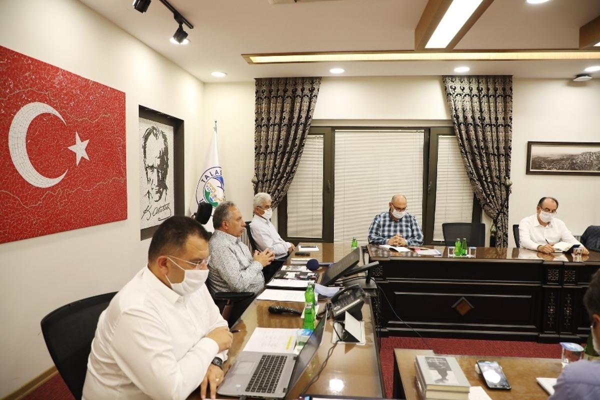 &ldquo;Başkan Beyaz Masada, Dayanışma Ortamı Oluşturuyor"