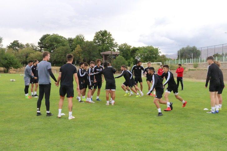 24Erzincansporda hedef 3 puan G1