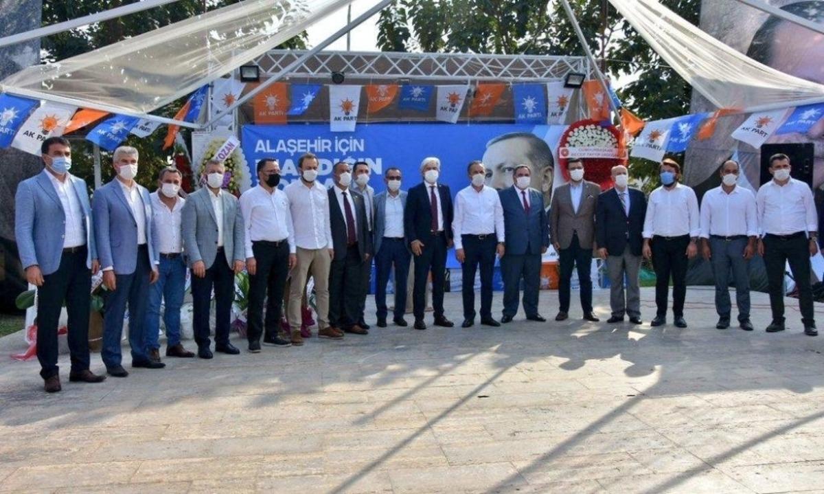 AK Parti&rsquo;li Hızlı kongre s&uuml;recini değerlendirdi