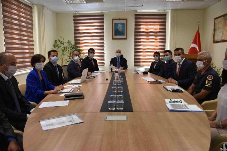 İzmir Valisi Köşger, Kur’an kursu temel atma töreninde G3