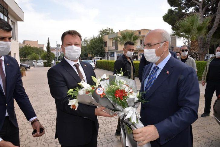 İzmir Valisi Köşger, Kur’an kursu temel atma töreninde G4