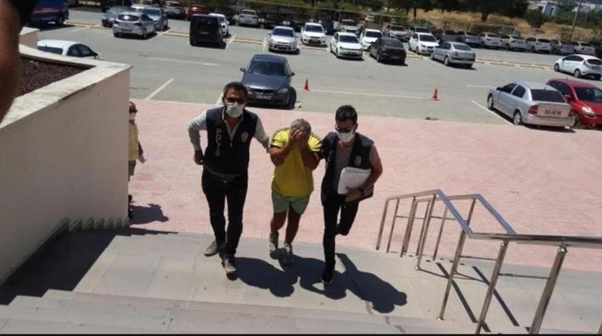 Elektronik kelep&ccedil;e şartıyla serbest kaldı, sahte hesap ile tacizi s&uuml;rd&uuml;rd&uuml;