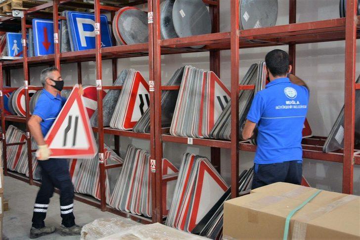 Büyükşehir 47 Bin 927 trafik levhası üretti G2
