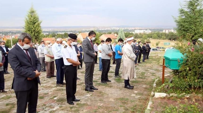 Müftü Yardımcısı Mehmet Uzunca toprağa verildi