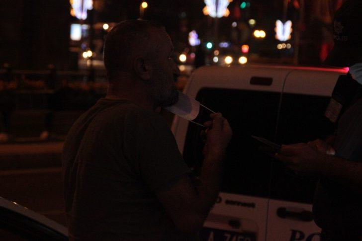 Maske takmayan vatandaştan ceza yazan polise tepki G4