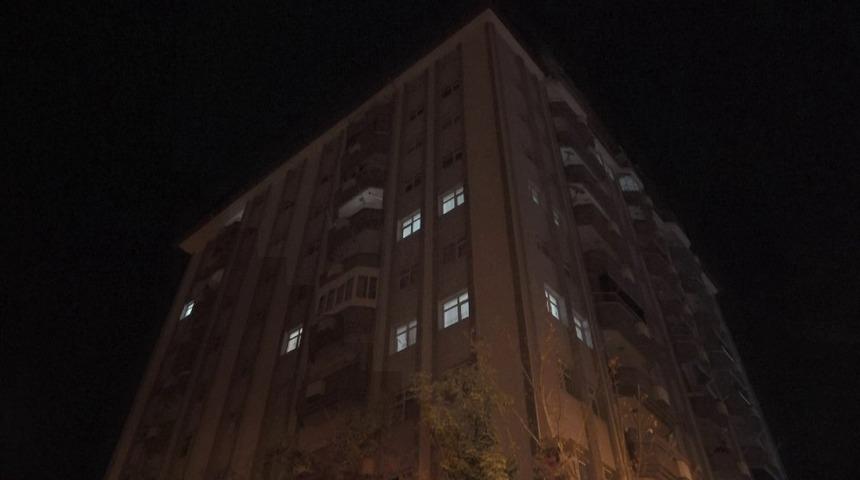 Korkun&ccedil; olay! 10. kattan havalandırma boşluğuna d&uuml;şen gen&ccedil; kız hayatını kaybetti