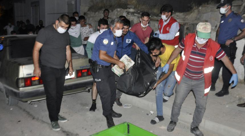 Arkadaşlarıyla gezerken fenalaşan gen&ccedil; hayatını kaybetti