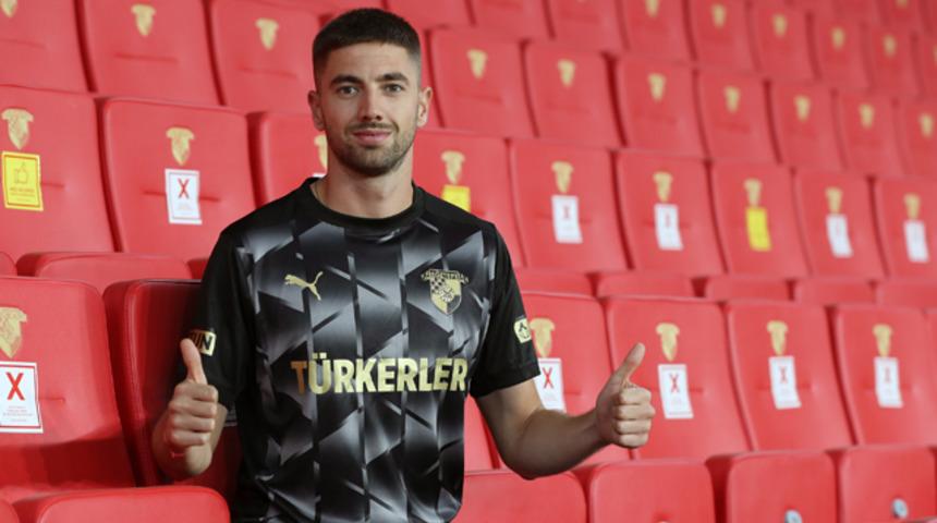 Göztepe, stoper Marko Mihojevic'i renklerine bağladı