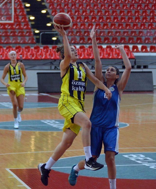 Erciyes Cup: İzmit Belediyespor:54 - Fenerbahçe:71