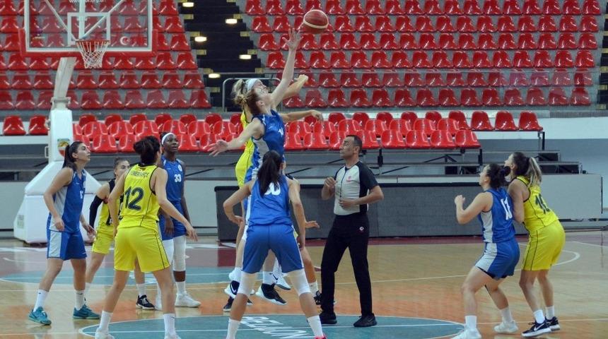 Erciyes Cup: İzmit Belediyespor:54 - Fenerbah&ccedil;e:71