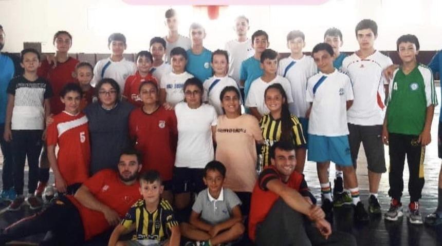 Kayseri&rsquo;de pandemi d&ouml;neminde hentbola b&uuml;y&uuml;k ilgi