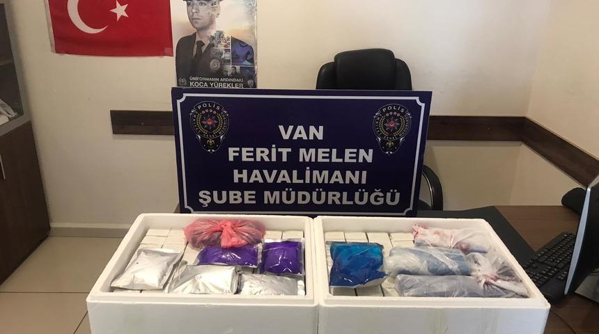 Van'da 224 ka&ccedil;ak botoks dolgu &uuml;r&uuml;n&uuml; ele ge&ccedil;irildi