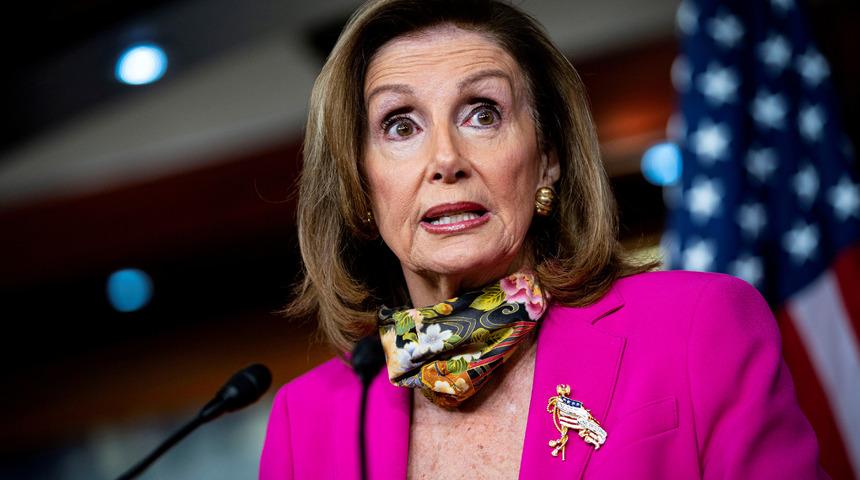 Pelosi'den k&uuml;stah &ccedil;ıkış: T&uuml;rkiye'de değilsiniz, burası bir demokrasi