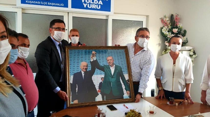 MHP Kuşadası ilçe yönetiminden, AK Parti’nin yeni yönetimine ziyaret