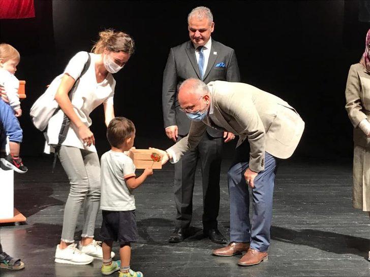 Aydın’da 50 çocuğa ayakkabı yardımı yapıldı G1