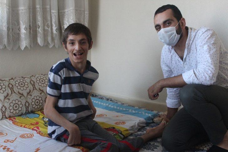 Kahta’da ihtiyaç sahibi ailelere ziyaret G3