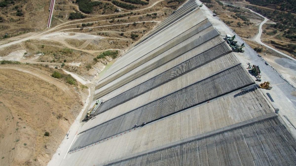 Rahmanlar Barajı ile 15 bin dekar tarım arazisi suya kavuşacak